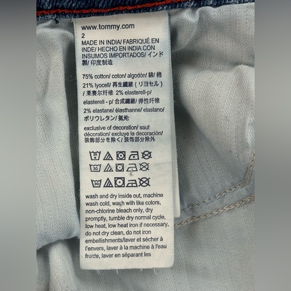 Tommy Hilfiger Blue Denim Jean Leggings, Distressed Hem Line, Women's Size 2 - Picture 10 of 12
